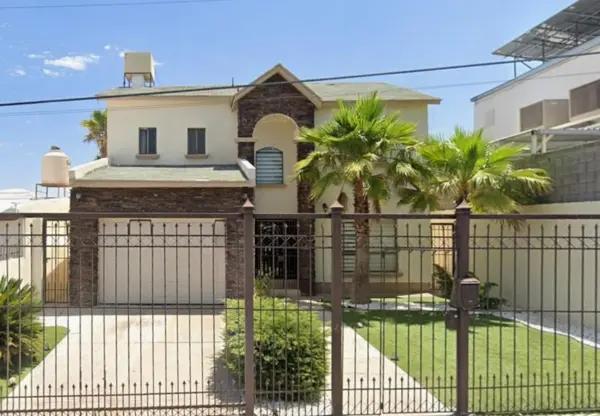 Casa en venta en Lomas la Salle, Chihuahua, Chihuahua