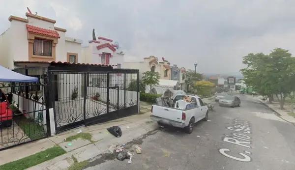 Casa en venta en Paseos de Santiago, Tonalá, Jalisco