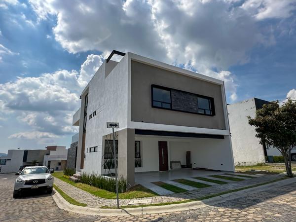 Casa en venta en Lomas de Angelópolis, San Andrés Cholula, Puebla Casa en venta en Lomas de Angelópolis, San Andrés Cholula, Puebla