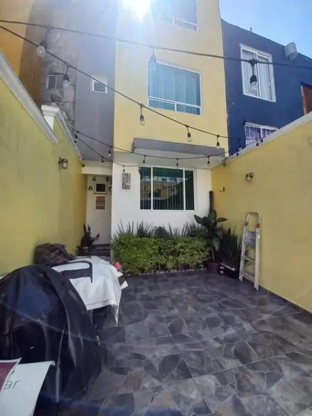 Casa en venta en Rinconada Lago de Guadalupe, Nicolás Romero, México