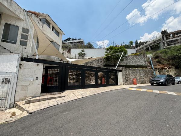 Casa en venta en Paseos del Bosque, Naucalpan de Juárez, México