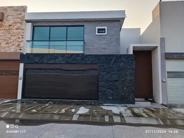 Casa en venta en Las Palmas, Medellín de Bravo, Veracruz de Ignacio de la Llave Casa en venta en Las Palmas, Medellín de Bravo, Veracruz de Ignacio de la Llave