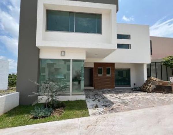 Casa en venta en Loma Alta, Morelia, Michoacán de Ocampo