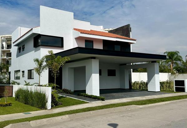 Casa en venta en Paraíso Country Club, Emiliano Zapata, Morelos