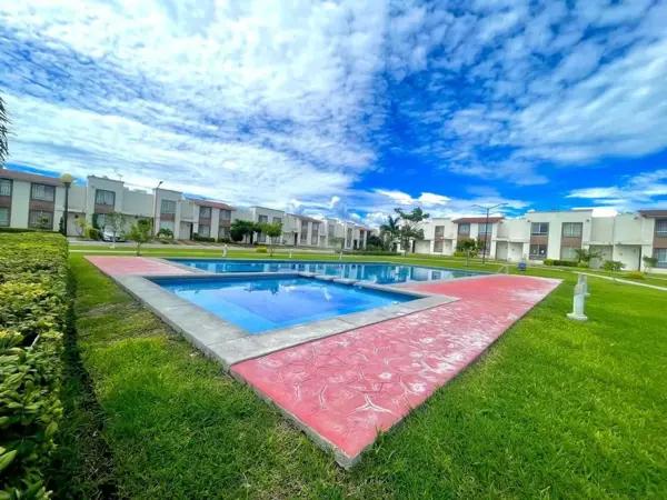 Casa en venta y renta en Club de Golf Santa Fe, Xochitepec, Morelos