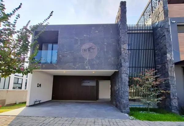 Casa en venta en Lomas de Angelópolis, San Andrés Cholula, Puebla Casa en venta en Lomas de Angelópolis, San Andrés Cholula, Puebla