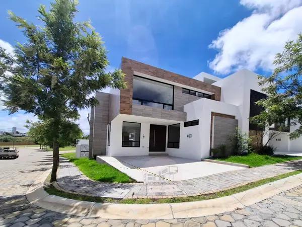 Casa en venta en Lomas de Angelópolis II, San Andrés Cholula, Puebla Casa en venta en Lomas de Angelópolis II, San Andrés Cholula, Puebla