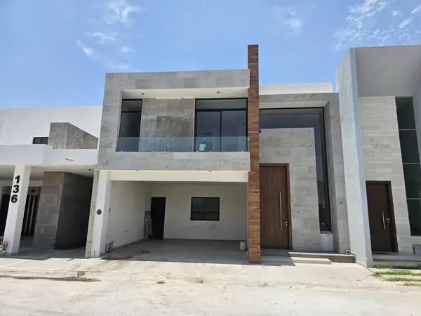 Casa en venta en Quintas del Palmar, Torreón, Coahuila de Zaragoza Casa en venta en Quintas del Palmar, Torreón, Coahuila de Zaragoza