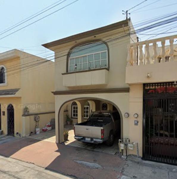 Casa en remate en Balcones de Santo Domingo, San Nicolás de los Garza, Nuevo León