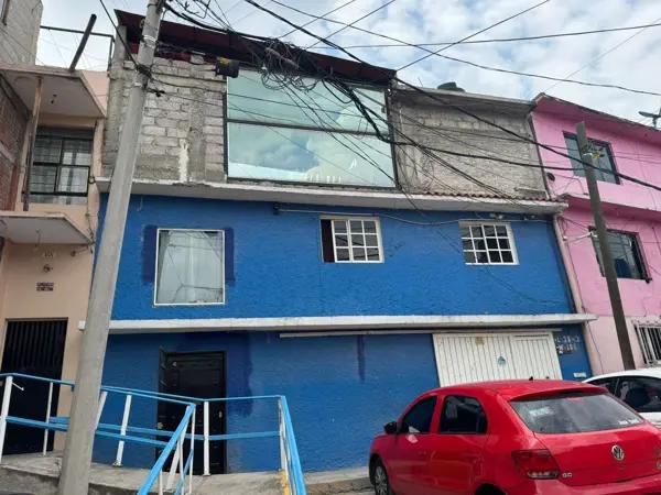 Casa en venta en Lázaro Cárdenas 2da. Sección, Tlalnepantla de Baz, México