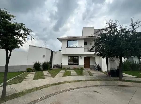 Casa en venta en Bosques del Pedregal, León, Guanajuato