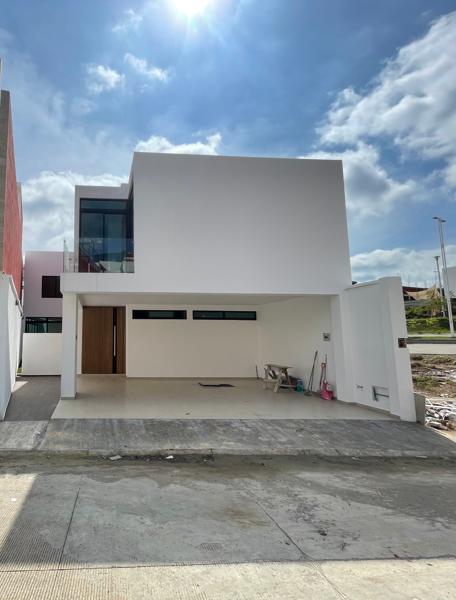 Casa en venta en Imperial de las Ánimas, Xalapa, Veracruz de Ignacio de la Llave