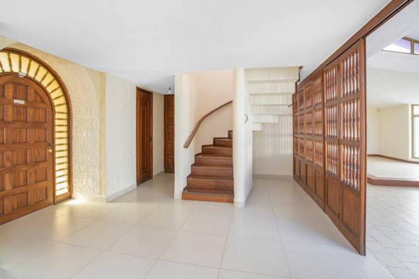 Casa en venta en Bosques de La Victoria, Guadalajara, Jalisco