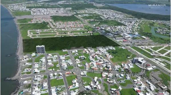 Terreno en venta en Las Olas Residencial, Alvarado, Veracruz de Ignacio de la Llave