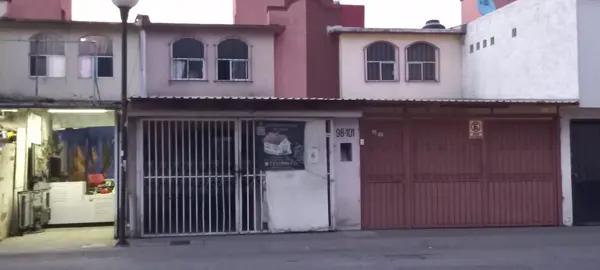 Casa en venta en San Nicolas Tolentino, Toluca, México