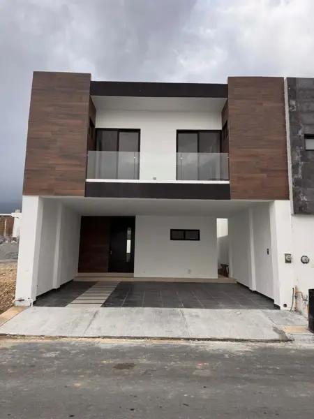 Casa en venta en Santoral, García, Nuevo León