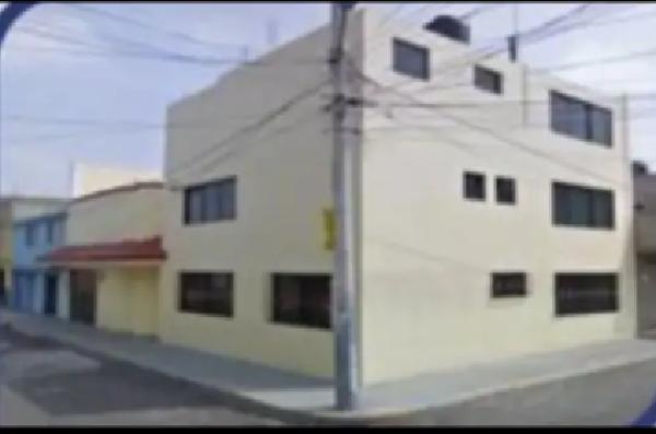 Casa en venta en Santiago Acahualtepec, Iztapalapa, Ciudad de México