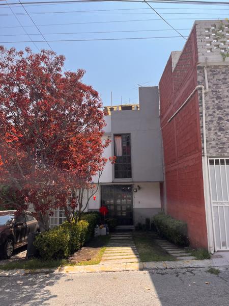 Casa en venta en Lomas de San Francisco Tepojaco, Cuautitlán Izcalli, México