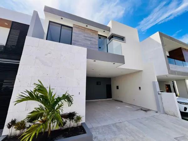 Casa en venta en Lomas de la Rioja, Alvarado, Veracruz de Ignacio de la Llave