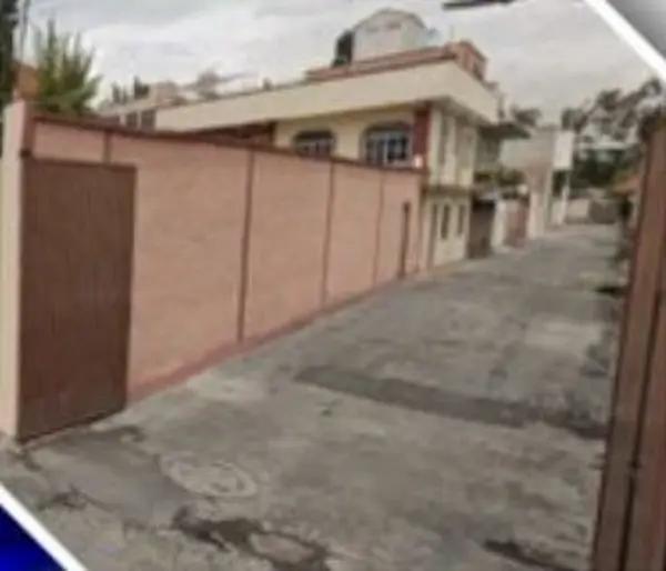 Casa en venta en El Triunfo, Iztapalapa, Ciudad de México