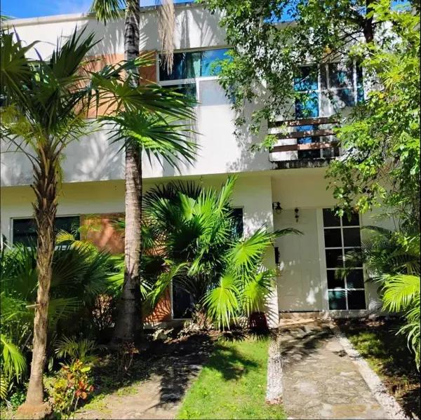 Casa en venta en Playa del Carmen, Solidaridad, Quintana Roo Casa en venta en Playa del Carmen, Solidaridad, Quintana Roo