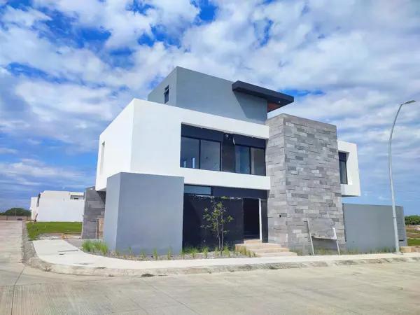 Casa en venta en Lomas del Dorado, Boca del Río, Veracruz de Ignacio de la Llave Casa en venta en Lomas del Dorado, Boca del Río, Veracruz de Ignacio de la Llave
