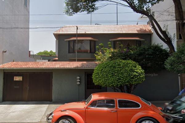 Casa en venta en Claveria, Azcapotzalco, Ciudad de México