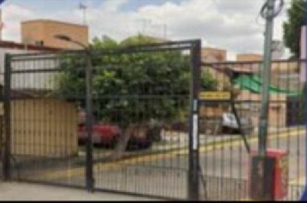 Casa en venta en San Buenaventura, Ixtapaluca, México