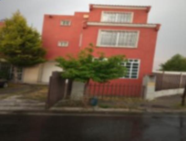 Casa en venta en Conjunto Urbano Rancho San Juan, Almoloya de Juárez, México
