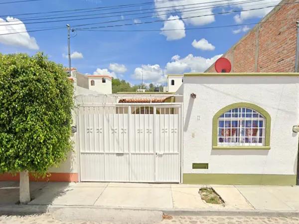 Casa en venta en Granjas Banthi, San Juan del Río, Querétaro