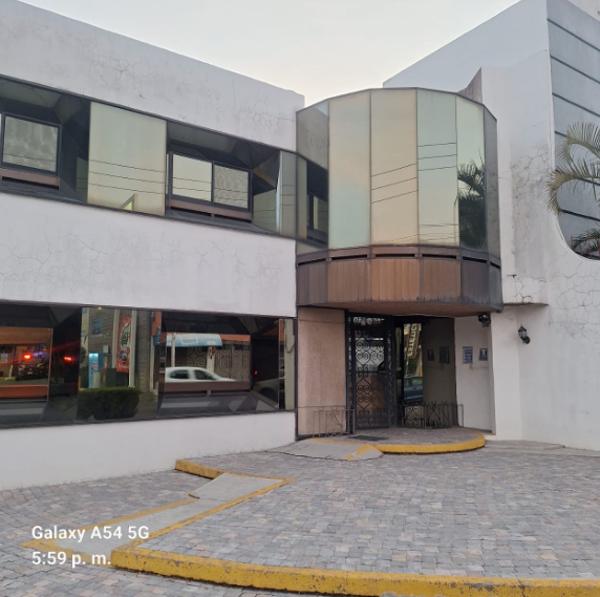 Edificio en renta en Prados Agua Azul, Puebla, Puebla