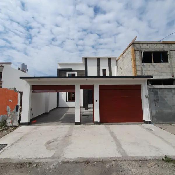 Casa en venta en Ejido Primero de Mayo Sur, Boca del Río, Veracruz de Ignacio de la Llave Casa en venta en Ejido Primero de Mayo Sur, Boca del Río, Veracruz de Ignacio de la Llave