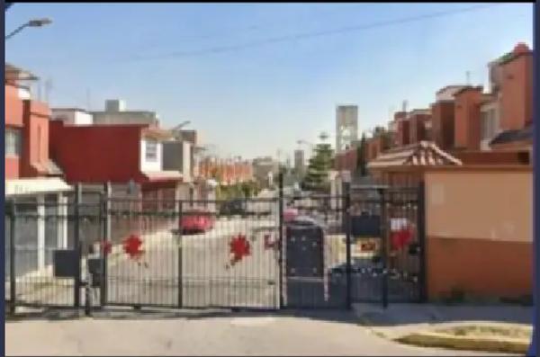 Casa en venta en Claustros de San Miguel, Cuautitlán Izcalli, México
