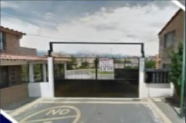 Casa en venta en Hacienda las Palmas I y II, Ixtapaluca, México