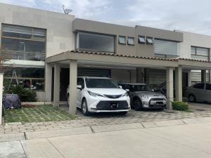 Casa en venta en Bosque de las Fuentes Residencial, Calimaya, México