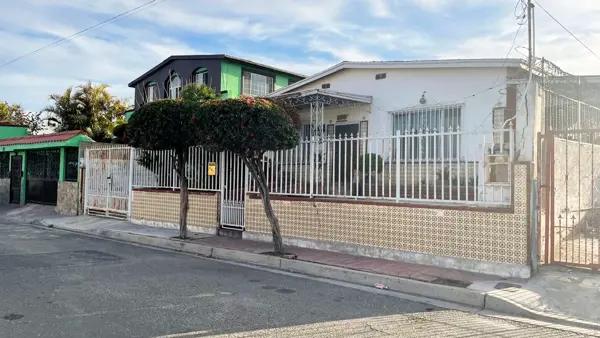 Casa en venta en Soler, Tijuana, Baja California