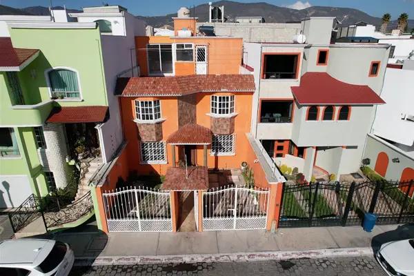 Casa en venta en Arboledas de San Javier, Pachuca de Soto, Hidalgo Casa en venta en Arboledas de San Javier, Pachuca de Soto, Hidalgo