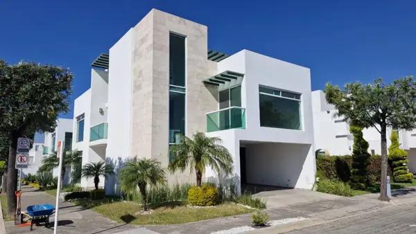 Casa en venta en Lomas de Angelópolis, San Andrés Cholula, Puebla