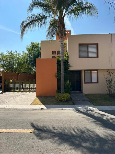 Casa en renta en Puerta Real, Corregidora, Querétaro Casa en renta en Puerta Real, Corregidora, Querétaro