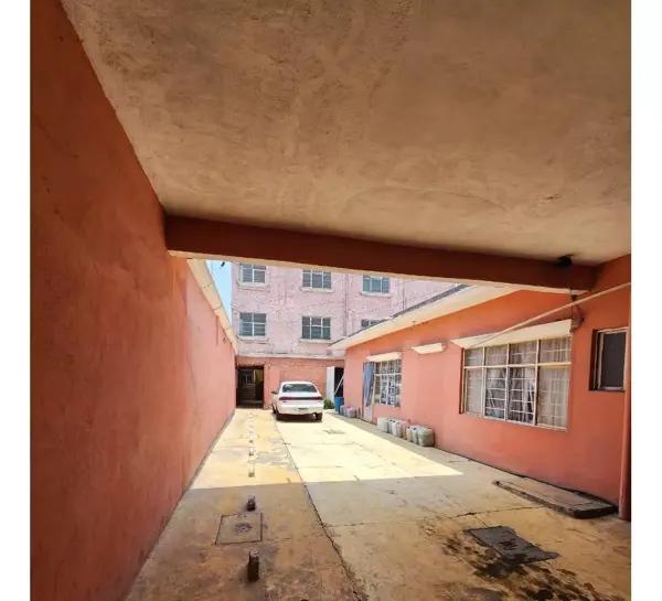 Casa en venta en Granjas Valle de Guadalupe Sección A, Ecatepec de Morelos, México