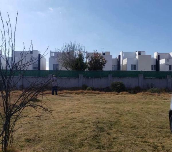 Terreno en venta en San Miguel Totocuitlapilco, Metepec, México