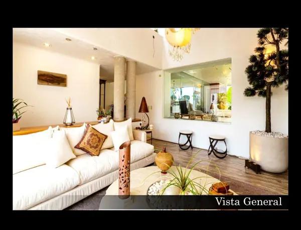 Casa en venta en Hacienda de las Palmas, Huixquilucan, México