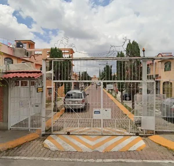 Casa en venta en San Buenaventura, Ixtapaluca, México