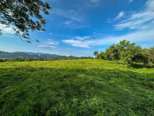 Terreno en venta en El Ranchito (El Colesio), Puerto Vallarta, Jalisco