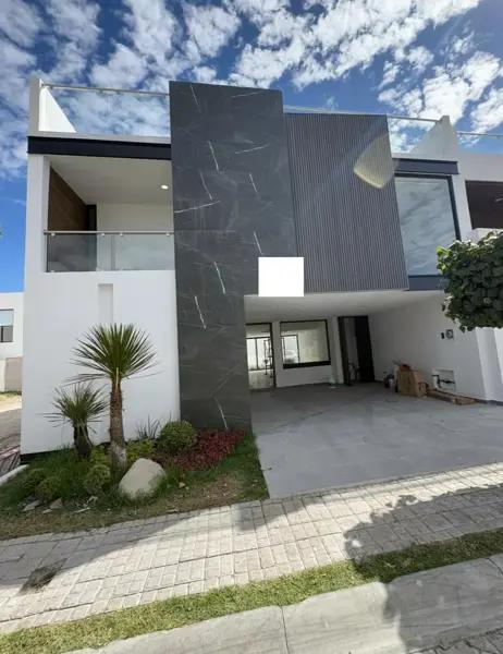 Casa en venta en Lomas de Angelópolis, San Andrés Cholula, Puebla Casa en venta en Lomas de Angelópolis, San Andrés Cholula, Puebla