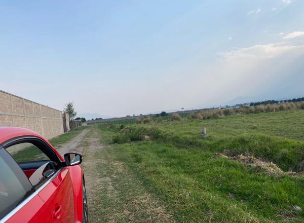 Terreno en venta en San Miguel Totocuitlapilco, Metepec, México
