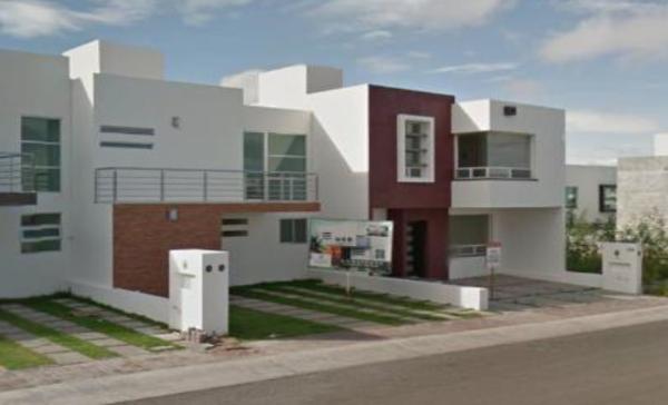 Casa en remate en El Mirador, Querétaro, Querétaro