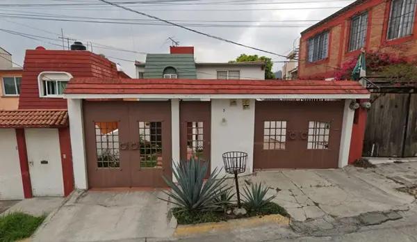 Casa en venta en Lomas de San Mateo, Naucalpan de Juárez, México