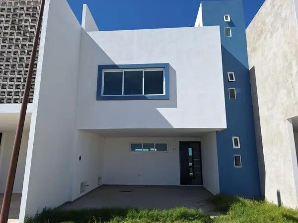Casa en venta en San Bernardino Tlaxcalancingo, San Andrés Cholula, Puebla