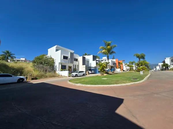 Terreno en venta en Ahuatlán Tzompantle, Cuernavaca, Morelos